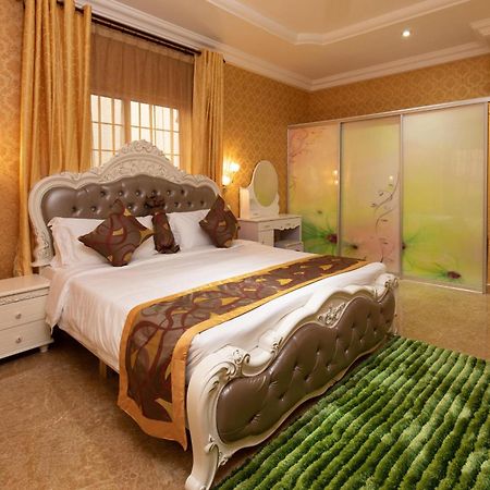 Ag Hotel And Suites Ogbodjo Kültér fotó