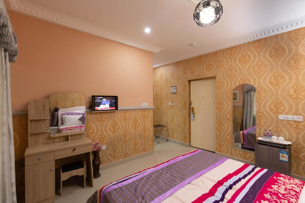 Ag Hotel And Suites Ogbodjo Kültér fotó
