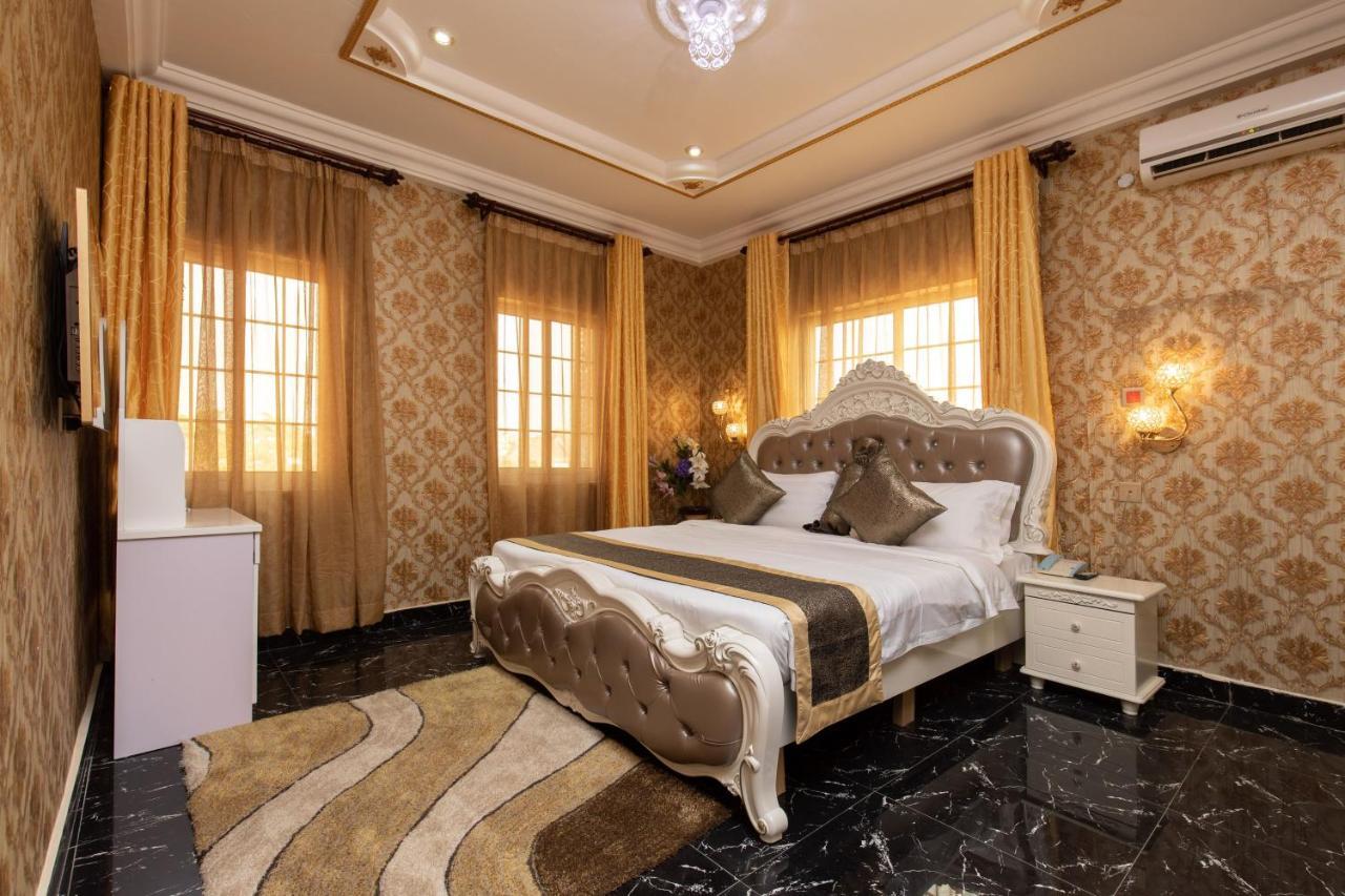 Ag Hotel And Suites Ogbodjo Kültér fotó